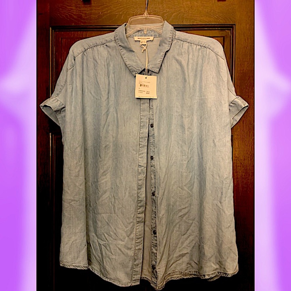 🔥NEW🔥 Chambray short-sleeve shirt